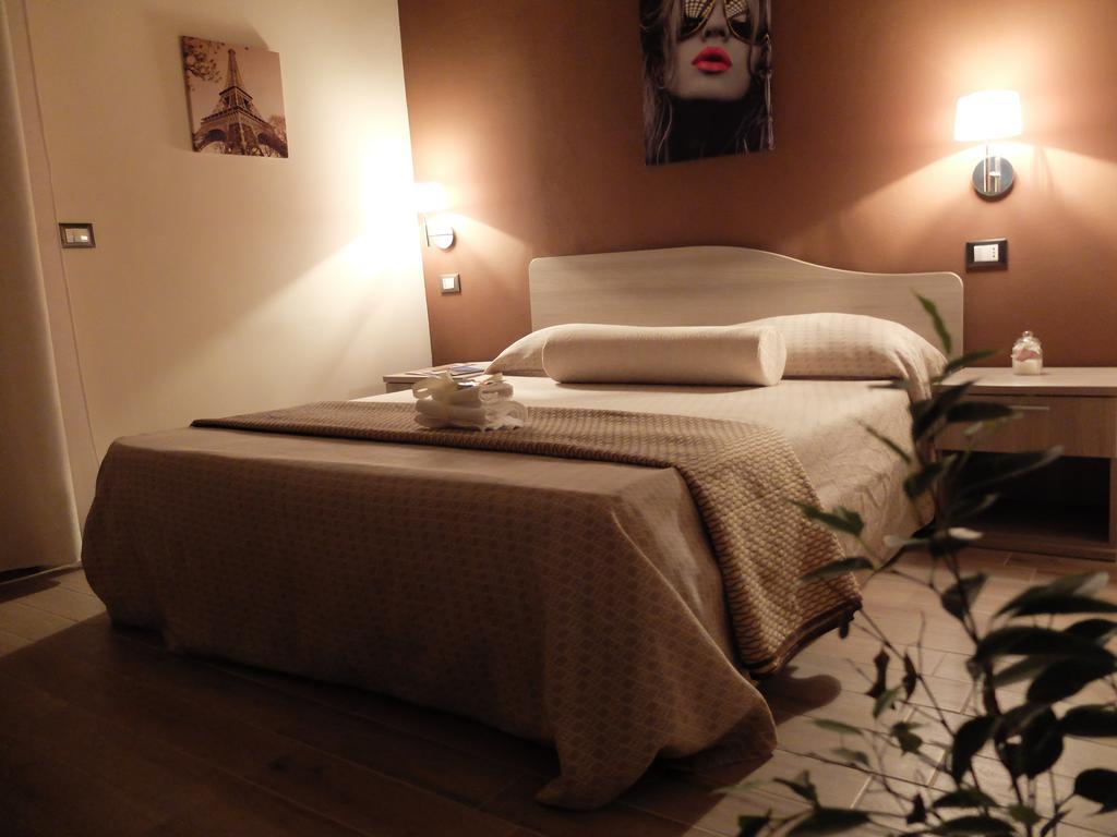 Villa Morelli Taranto Szoba fotó