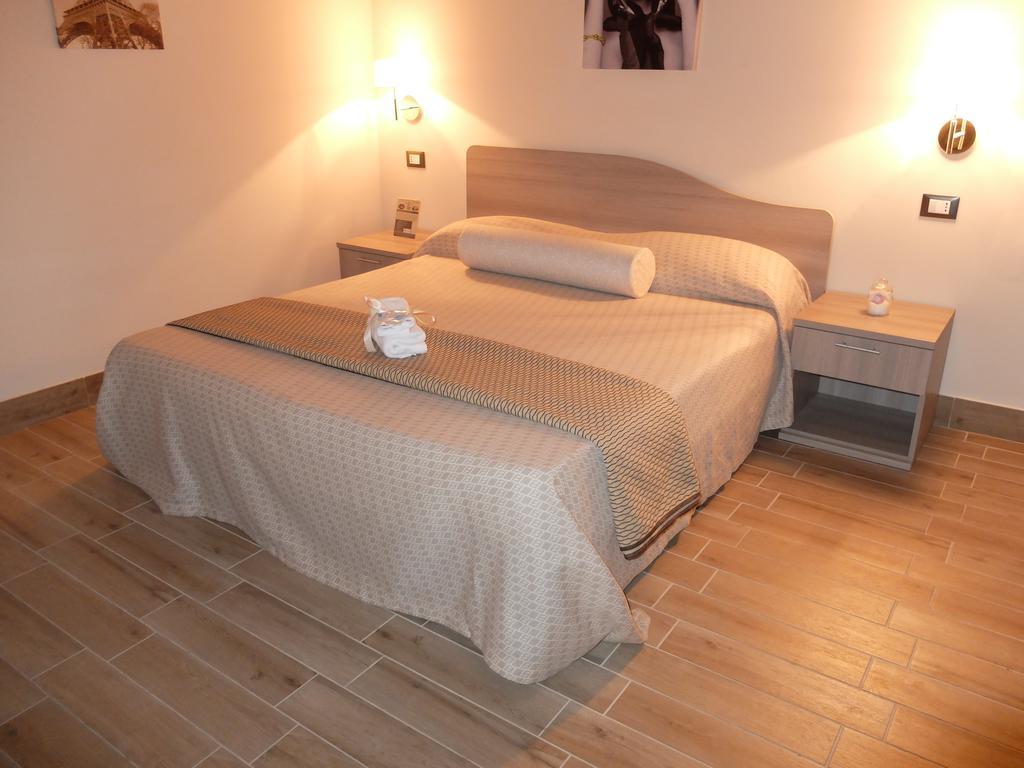 Villa Morelli Taranto Szoba fotó